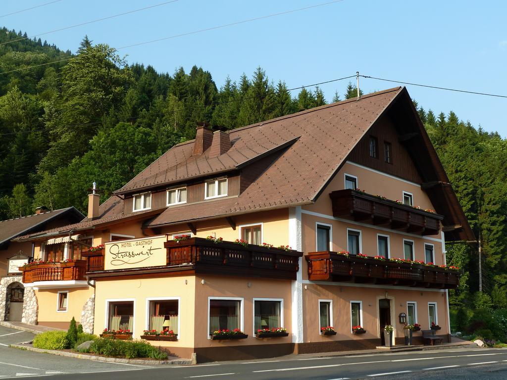 Hotel-Gasthof Strasswirt Tropolach Exterior photo