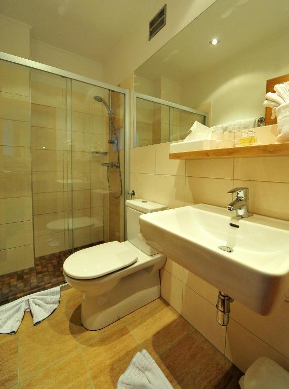 Hotel-Gasthof Strasswirt Tropolach Room photo